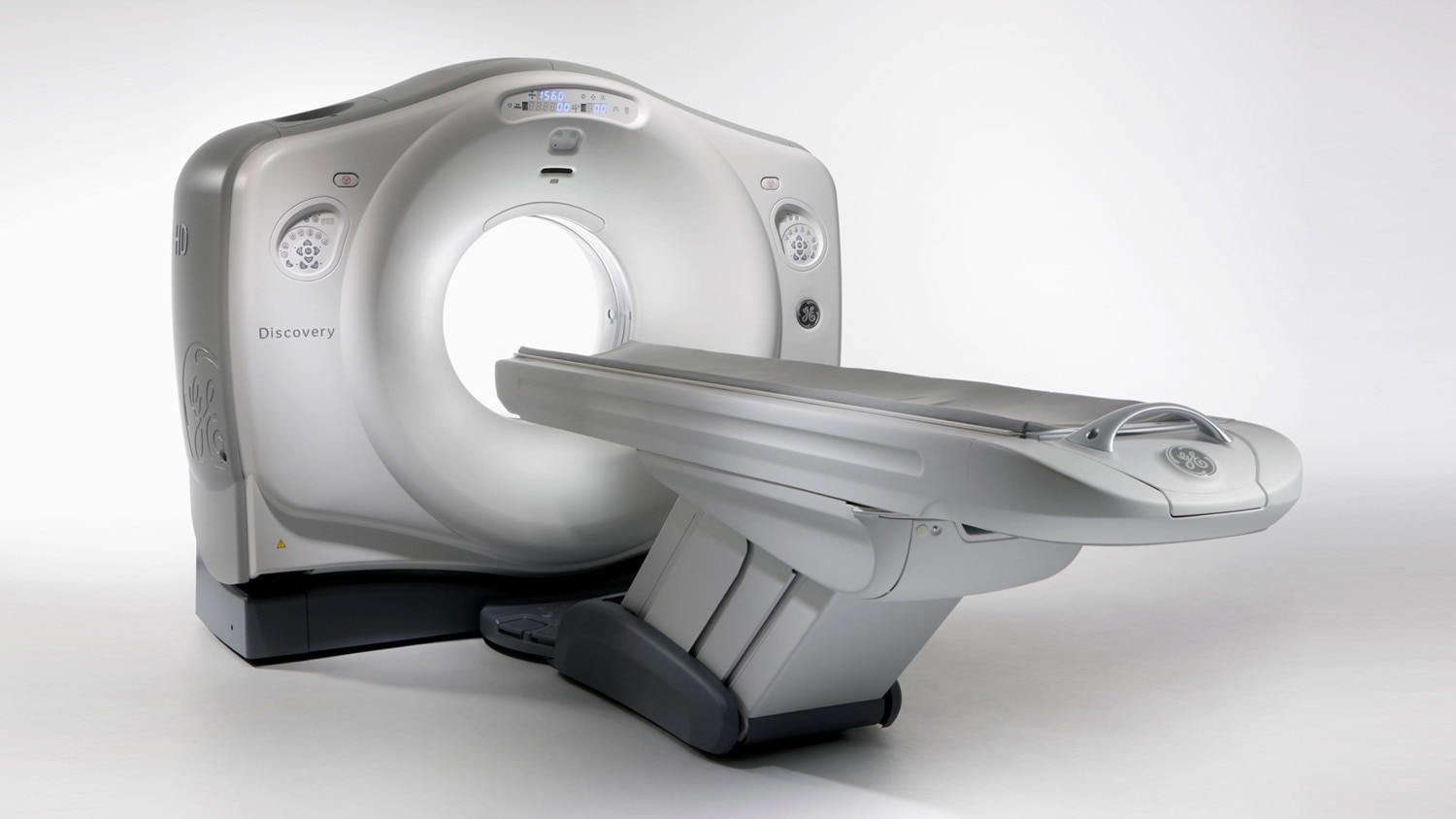duct-product-categories-computed-tomography-discovery-ct750-hd-discoveryhd_front_left2_jpg